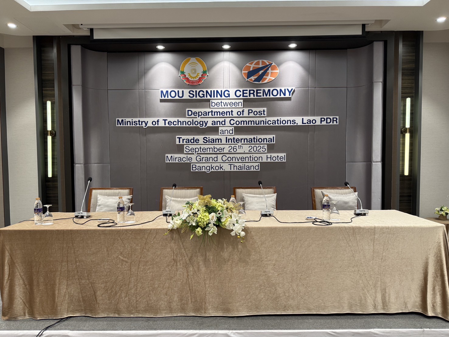 MOU SIGNING CEREMONY between Department of Post Ministry of Technology and Communications, Lao PDR and Tradesiam International